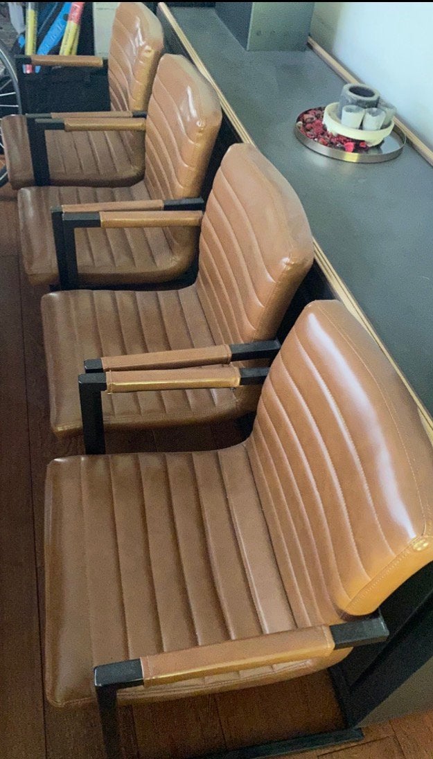 Stoelen cognac kleur (4stuks), Huis en Inrichting, Stoelen, Ophalen, Zo goed als nieuw