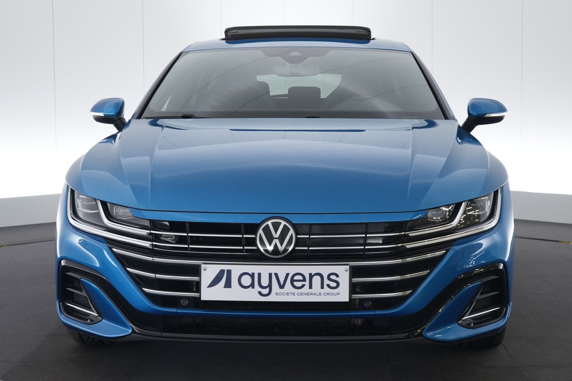 (2CMP642) VOLKSWAGEN ARTEON SB, Auto's, Arteon, Gebruikt, Blauw, 5 deurs