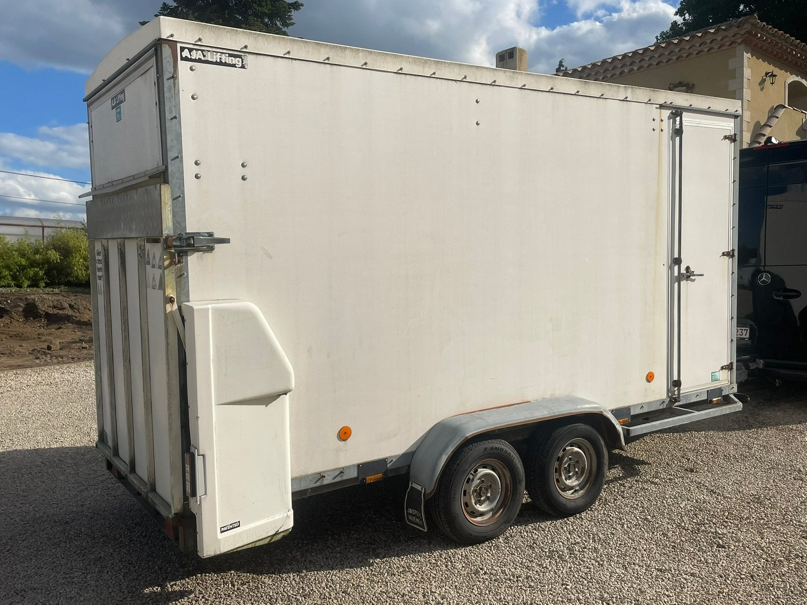 Gesloten aanganger met electrische laadklep, Auto diversen, Ophalen, Gebruikt
