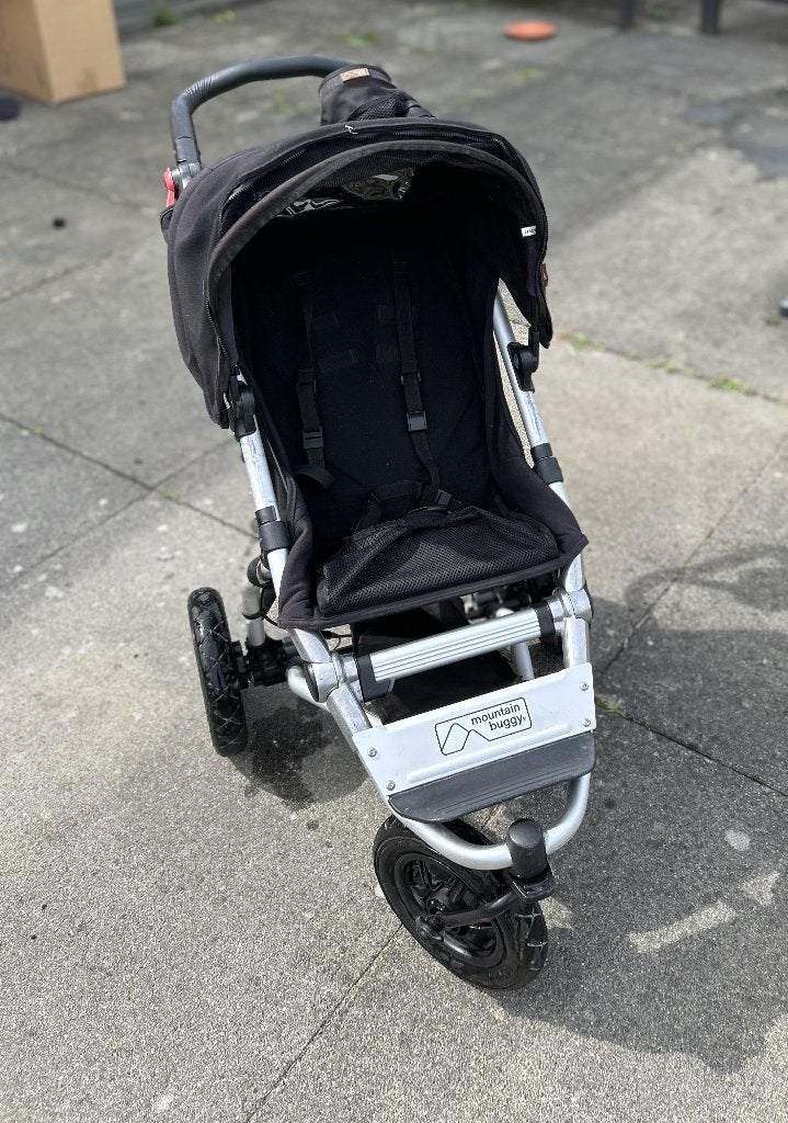 Mountainbuggy swift : buggy+reiswieg+adapters, Ophalen, Gebruikt, Overige merken, Zonnekap