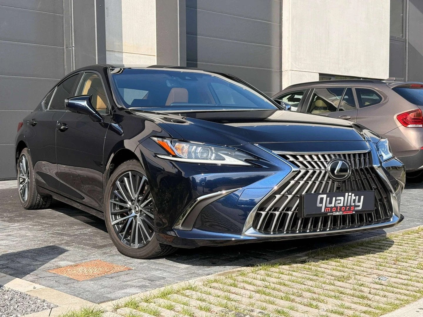 Lexus ES 300 ES 300h 2.5i Executive Line // NEW CONDITION //, 2487 cm³, Berline, Automatique, Lexus