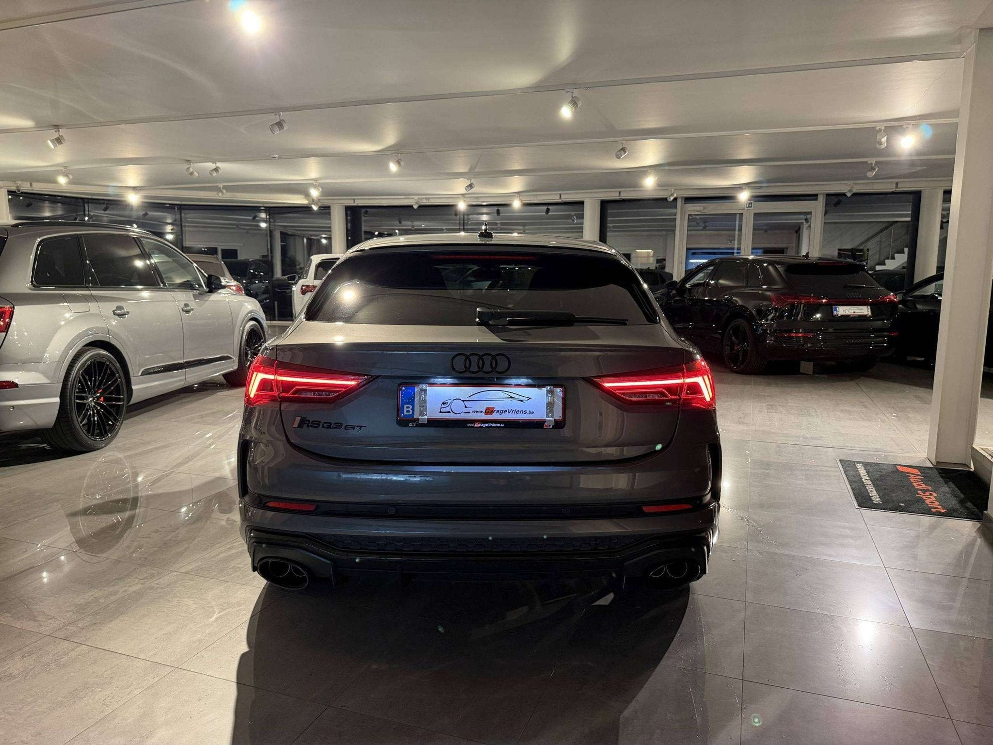 Audi RS Q3 SPORTBACK 1 OF 555 EDITION 10 YEARS * FULL FULL O, Auto's, Audi, Automaat, https://public.car-pass.be/vhr/4e1aeb72-90a9-4a9d-88a7-71161113ce59