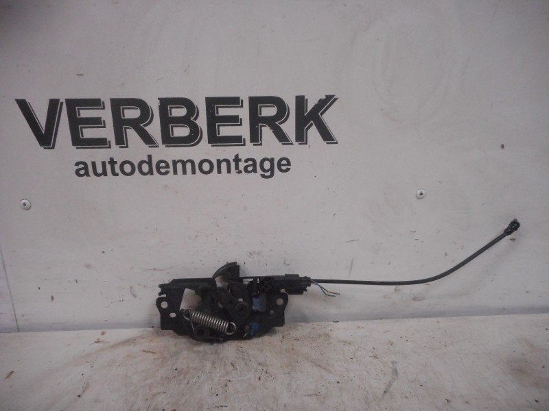 MOTORKAP SLOT Ford Focus (01-1970/-) (bm5a16700bg), Auto-onderdelen, Gebruikt, Henry-Ford-Straße  1
50735  Köln, DE, Ford-Werke GmbH