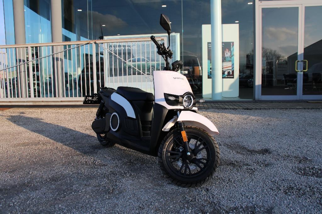 SILENCE S02 L1E 1-SEATER RWD, Ophalen, Elektrisch, Nieuw, Klasse B (45 km/u)