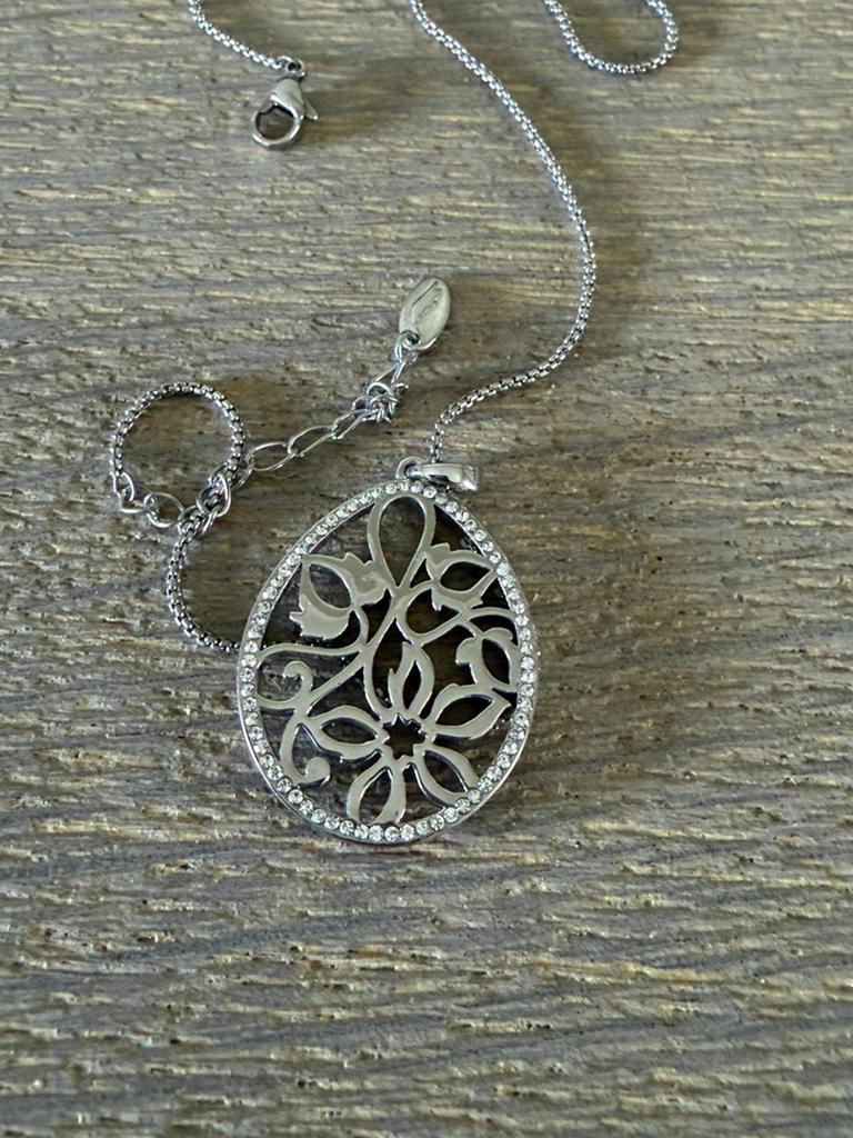 Nouveau collier et pendentif en argent avec strass, Enlèvement, Neuf, Argent, Avec strass