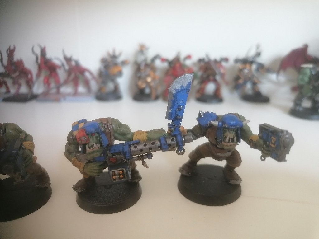 Lot 8 Figurines Orks Boyz   Warhammer 40k, Enlèvement, Comme neuf, Personnage ou Figurines
