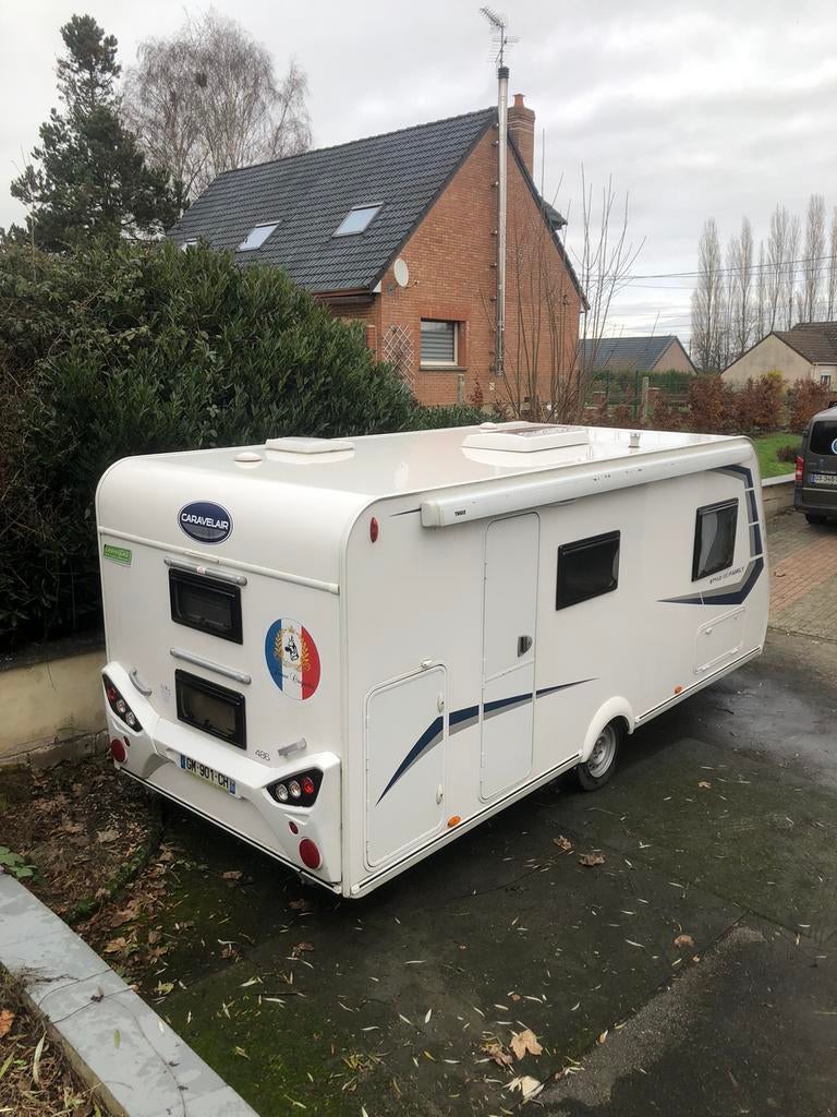 Caravalair Alba familie 486, Standaardzit, Particulier, Dwars-stapelbed, 5 tot 6 meter