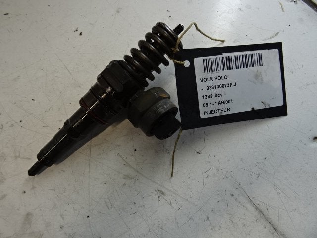 INJECTOR BRANDSTOF Polo IV Classic (9N5 / 6) (038130073F-J), Gebruikt, Volkswagen