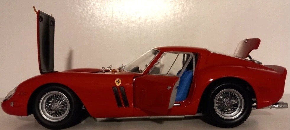 1/18 Ferrari 250 GTO V12 Rosso Corsa 1962 Kyosho, Enlèvement ou Envoi, Comme neuf, Voiture, Kyosho