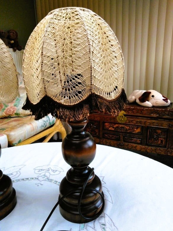 Vintage tafellamp met houten voet., Ophalen of Verzenden, Sfeerlamp, Vintage