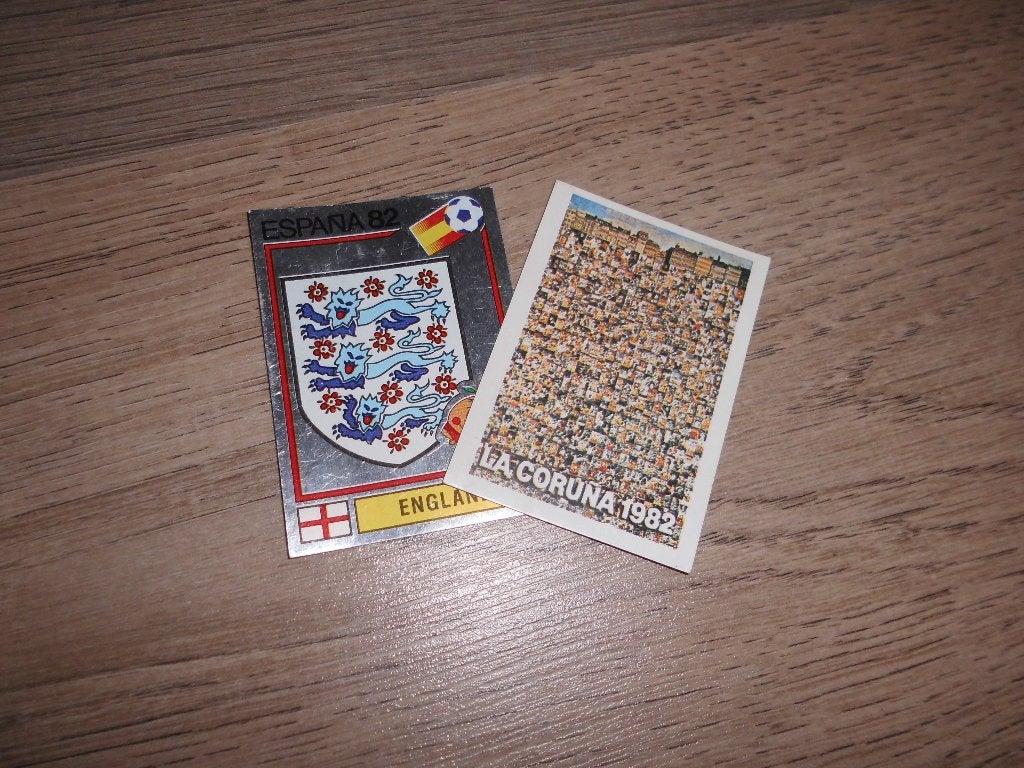 lot 2 autocollants album PANINI espana 82 n 9 et 238, Enlèvement ou Envoi
