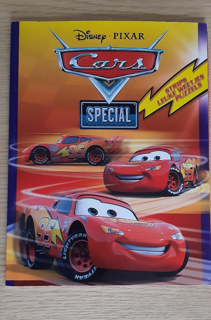 Magazine Cars Special 2006 : 5 bandes dessinées et des jeux, Cars, Enlèvement ou Envoi, Une BD, Comme neuf