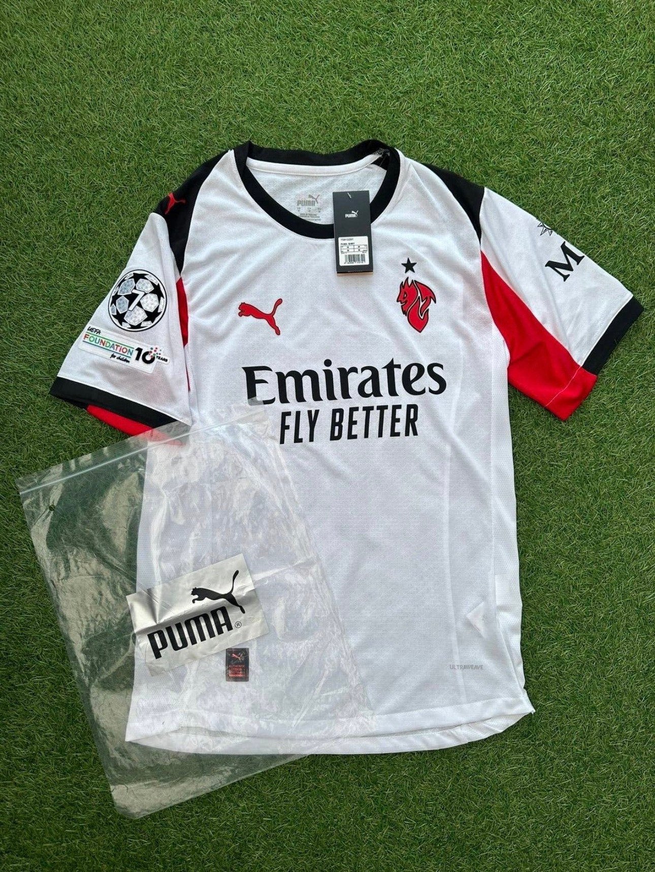 Chemise Rafael Leao AC en milan, Taille M, Enlèvement ou Envoi, Neuf, Maillot