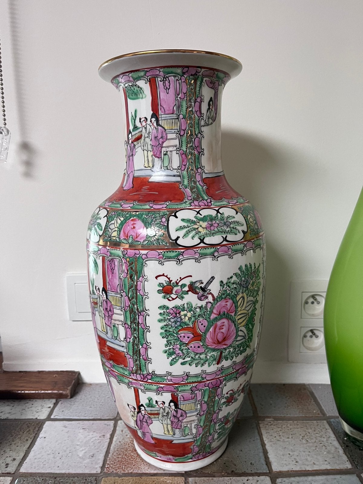 Grote Chinese Famille Rose / Canton vaas (46 cm), Antiek en Kunst, Ophalen