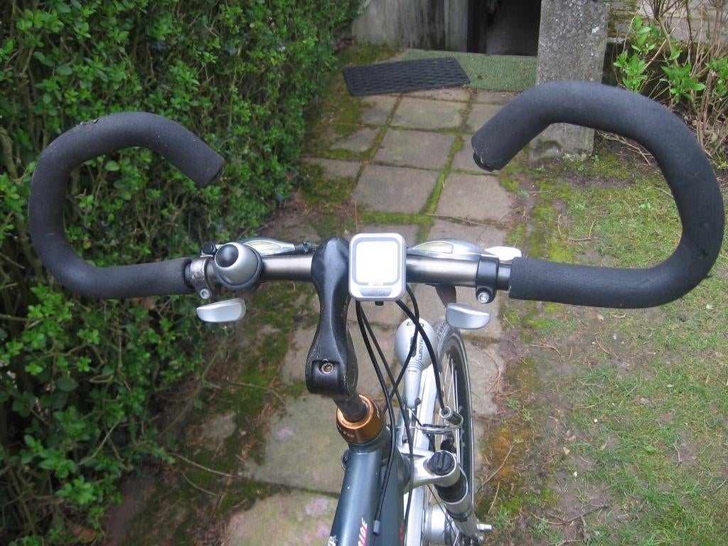 28 inch Norta hybride fiets met vlinderstuur en 24 vitessen, Fietsen en Brommers, Gebruikt, Velgrem, Versnellingen, 53 tot 57 cm