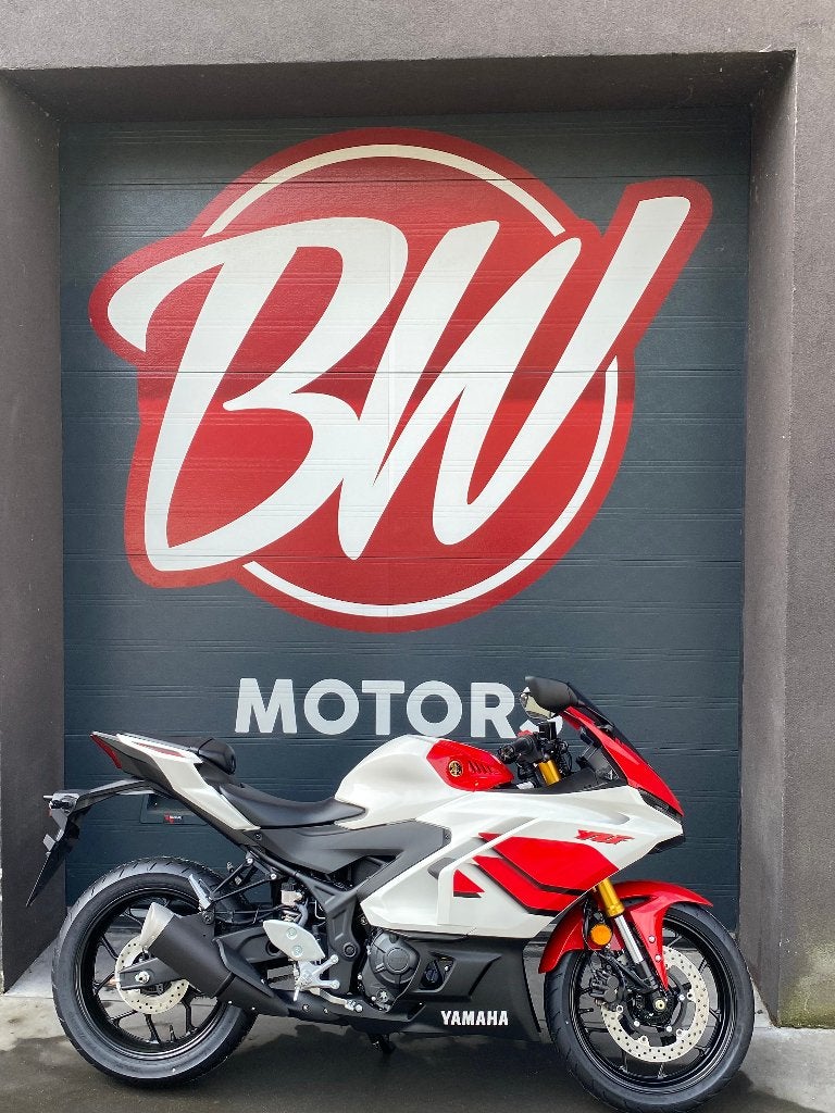 Yamaha Yzf R3 70th Anniversary  @ BWMotors, Motoren, Motoren | Yamaha, Bedrijf, Super Sport, 12 t/m 35 kW, 2 cilinders, Minimaal motorrijbewijs A2