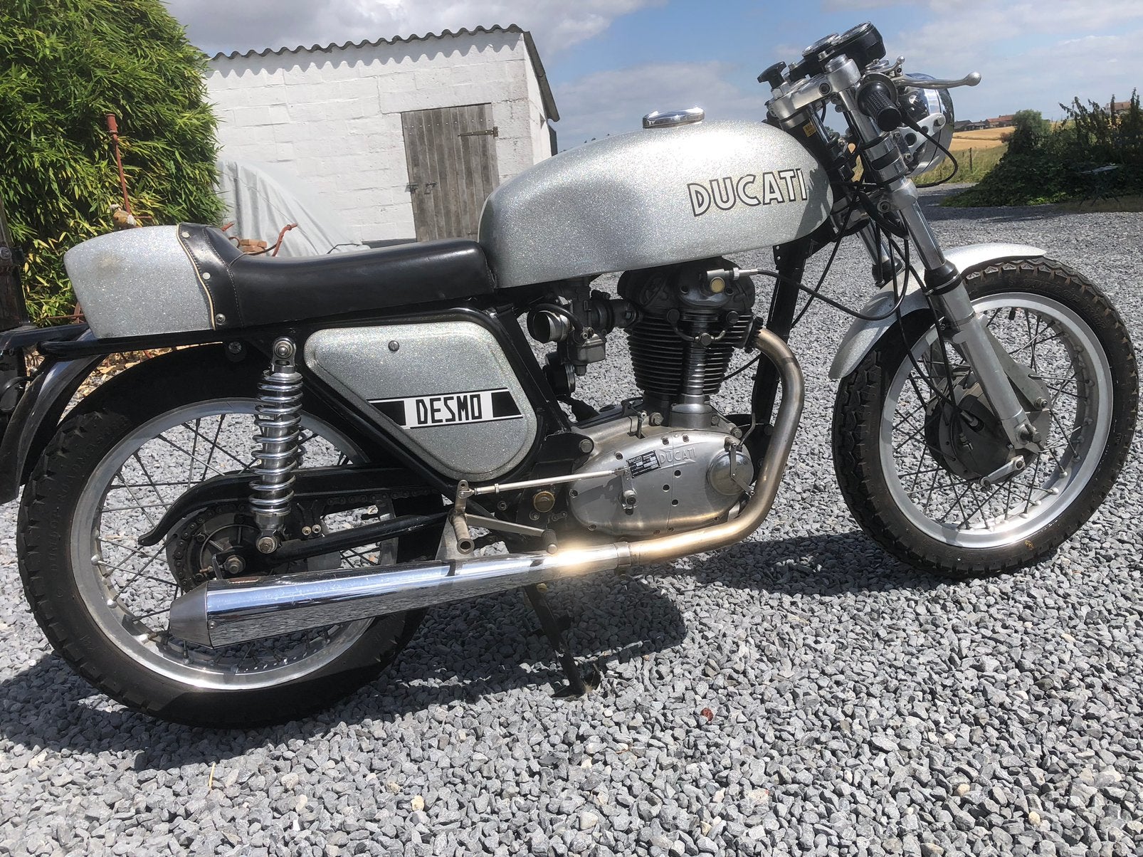 Ducati 450 desmo 1973, Motoren