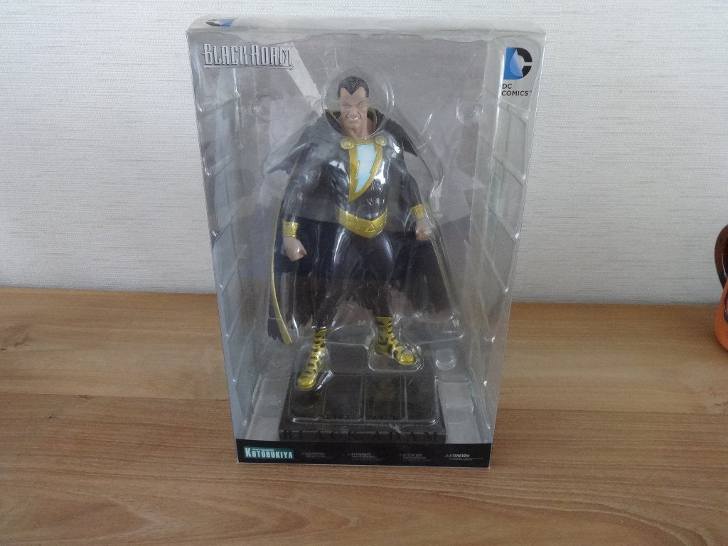 Kotobukiya ARTFX DC Comics 52 Black Adam 1/10 Scale Statue, Ophalen of Verzenden, Nieuw, Tv, Actiefiguur of Pop
