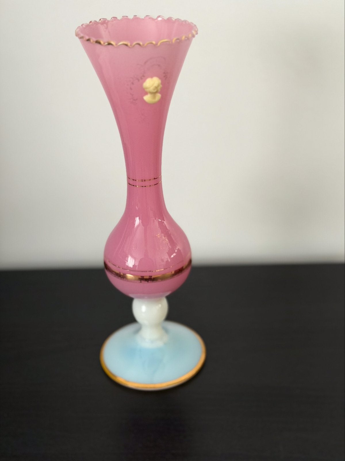 Opaline vaas, Antiek en Kunst, Ophalen