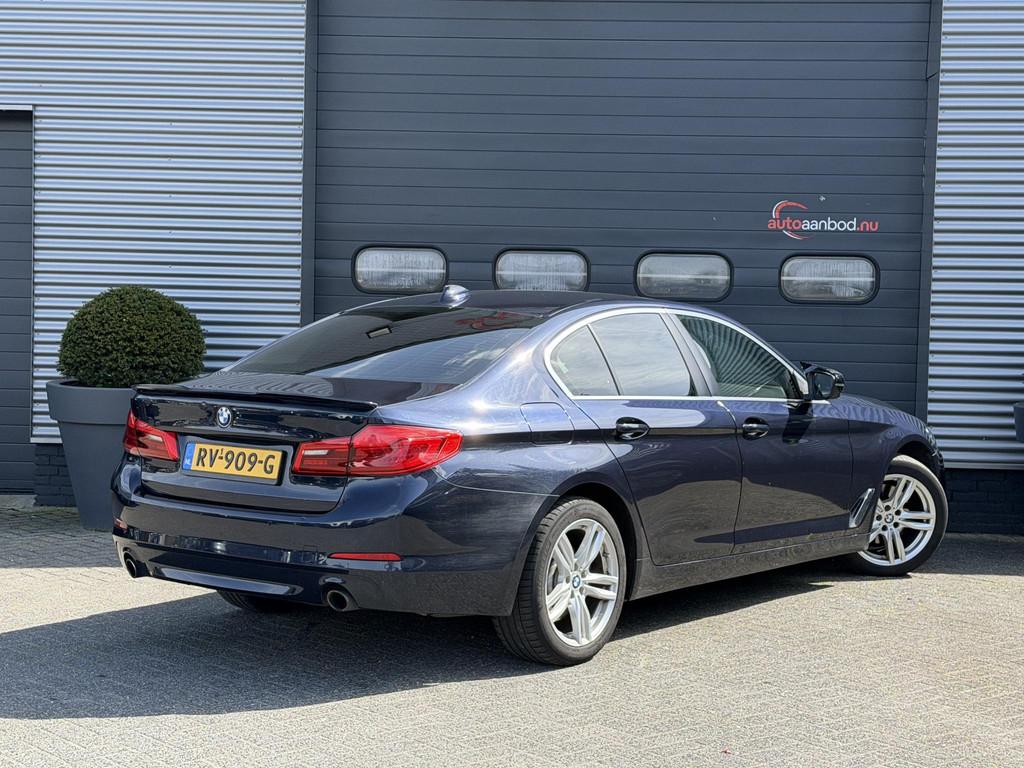 BMW 5-serie 520i High Executive | Navigatie | Lederen Bekled, Auto's, BMW, Automaat, Achterwielaandrijving, Gebruikt, 4 cilinders