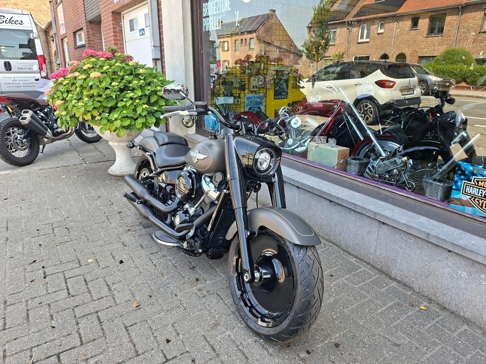 Harley FLFB 107 Fatboy 2018- 9900 km, 1745 cm³, Entreprise, Occasion, Plus de 35 kW