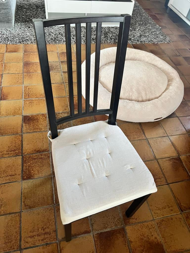 6 zwarte houten stoelen, Huis en Inrichting, Stoelen, Ophalen, Gebruikt, Wit