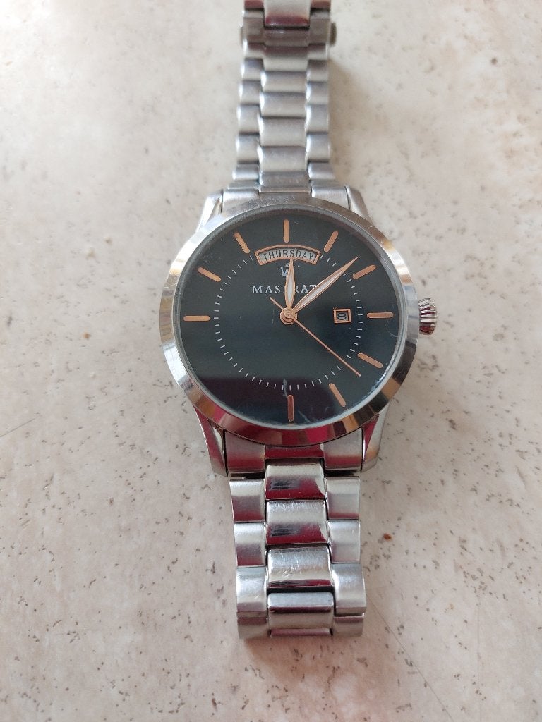 Montre MASERATI, Enlèvement