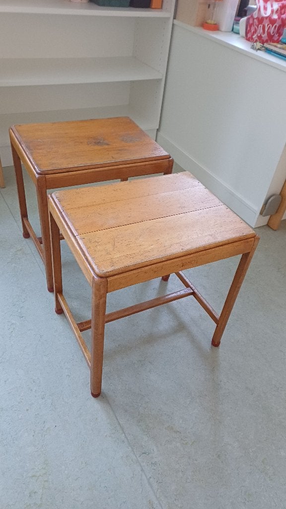 2 kleine vintage tafeltjes merk torck, Antiek en Kunst, Ophalen