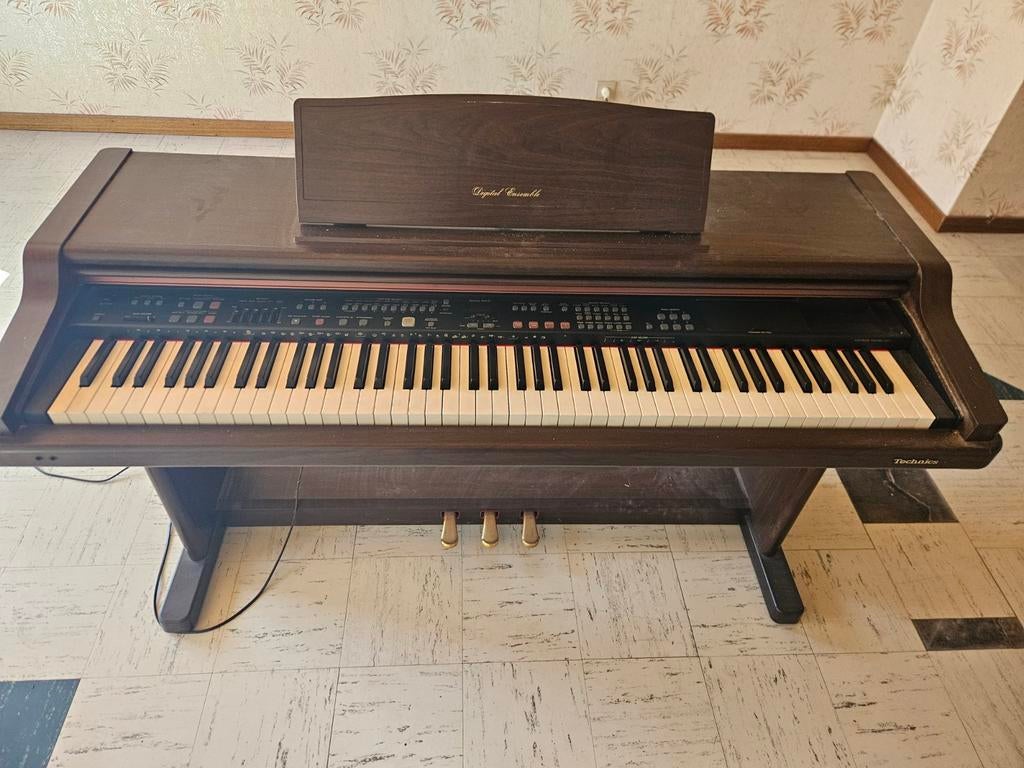 Technics elektrische piano, Ophalen, Gebruikt, Bruin, Piano