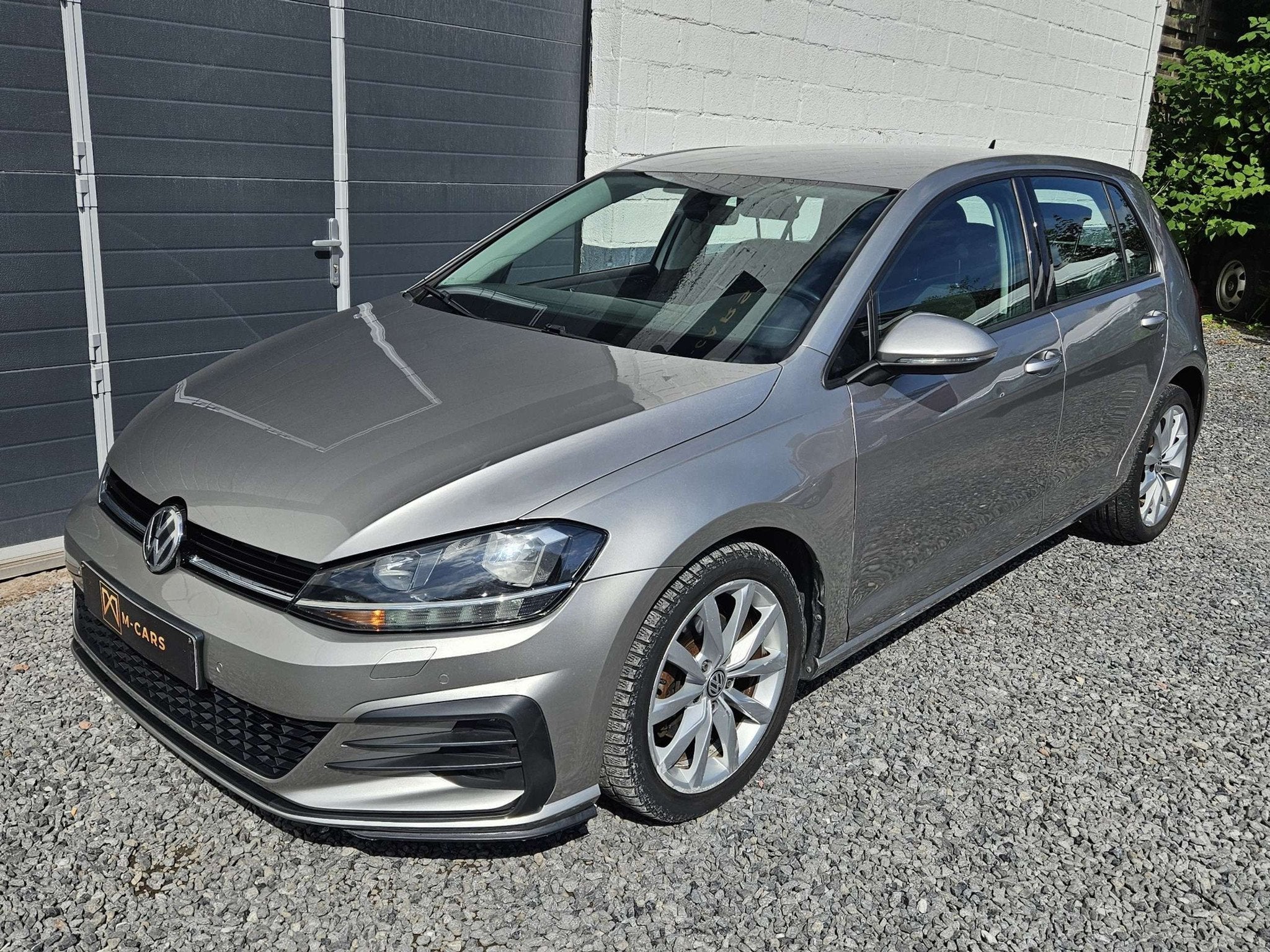 Volkswagen Golf 7.5 * CAMERA * GPS * (bj 2017), Auto's, Stof, Gebruikt, Euro 6, 4 cilinders