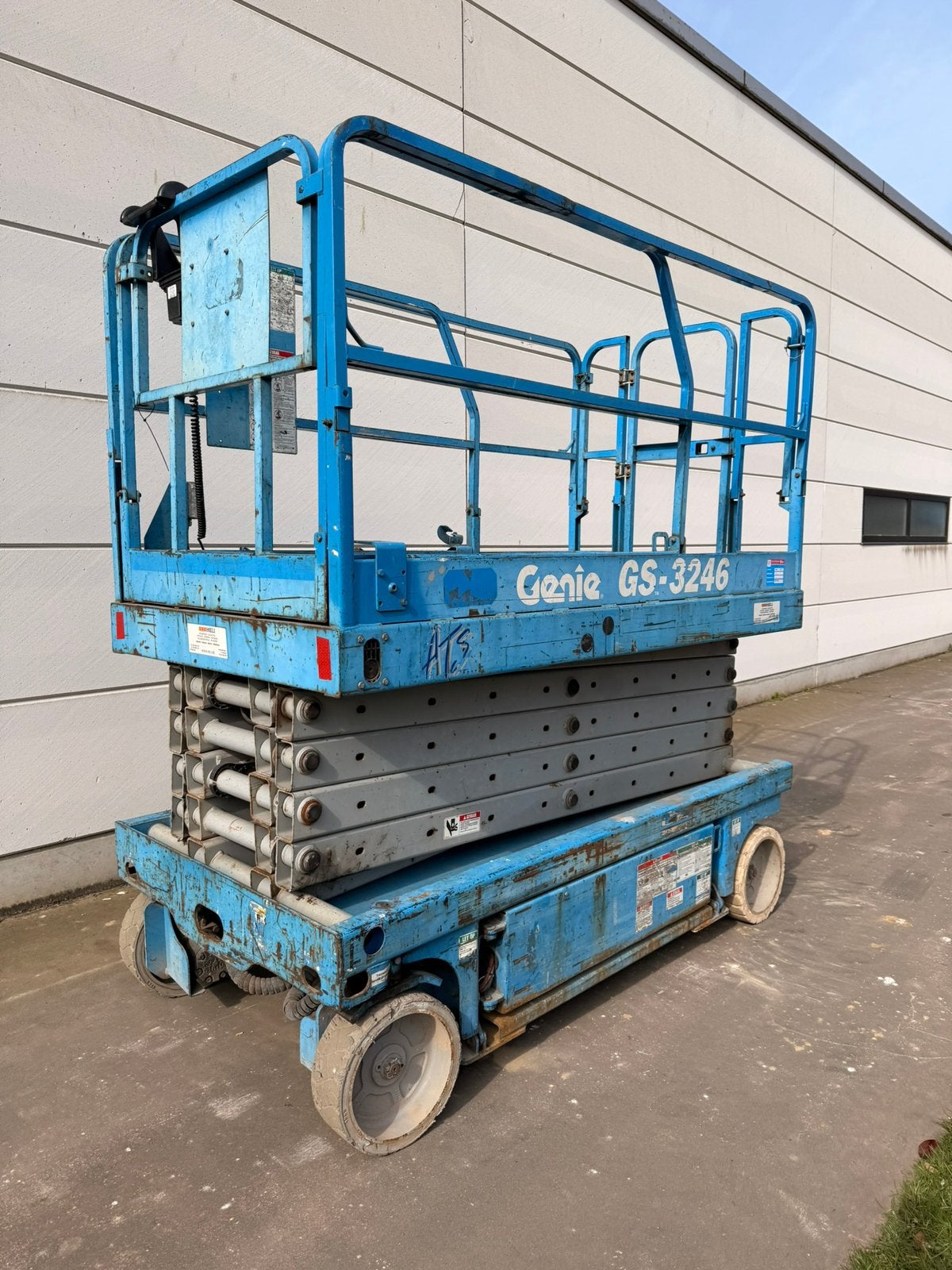 Genie schaarlift 8 meter werkhoogte in prima staat, 436 uren, Ophalen of Verzenden