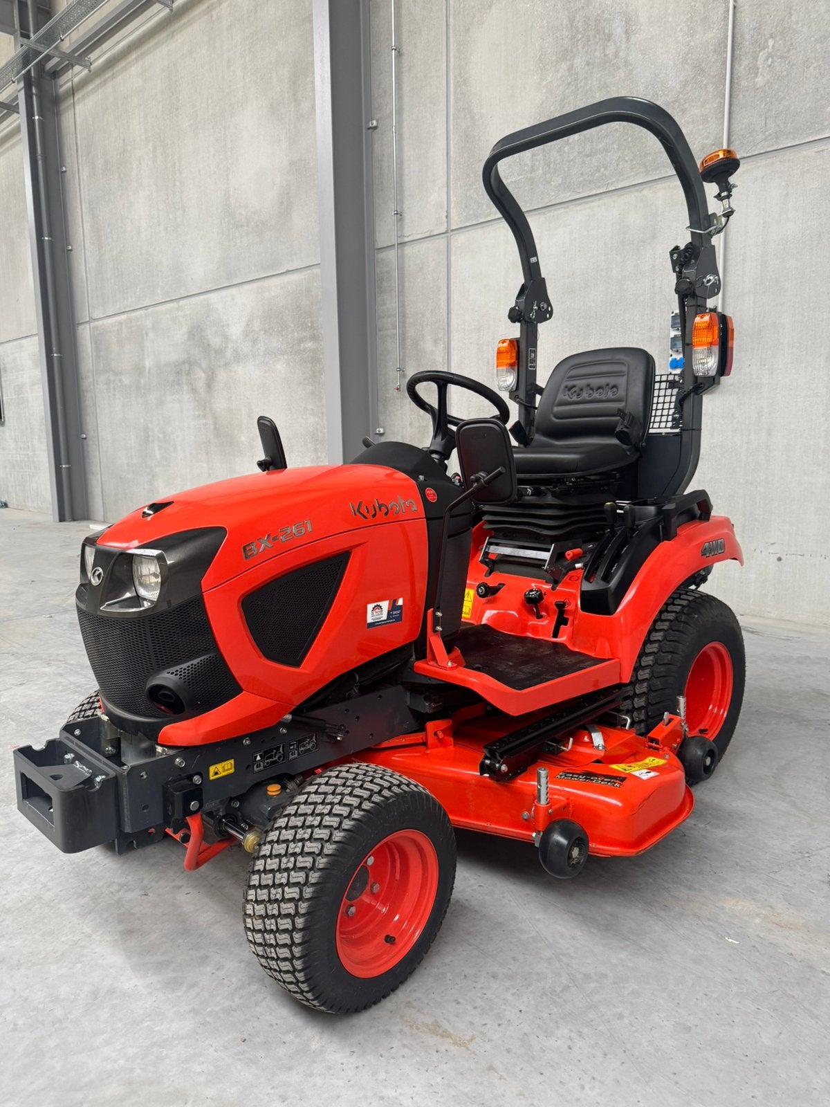 Kubota BX261 HST 26pk, Enlèvement, Comme neuf, 120 cm ou plus