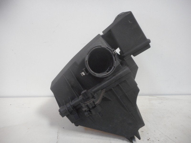 BOITIER FILTRE À AIR BMW 3 serie (E46 / 4), Autos : Pièces & Accessoires, Utilisé, BMW, Petuelring 130
80809  München, DE, Bayerische Motoren Werke AG