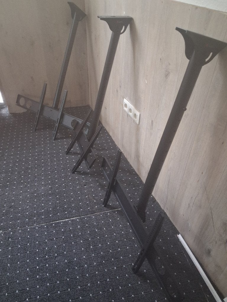 Tv drager, Ophalen, Overige stijlen, Metaal, Gebruikt