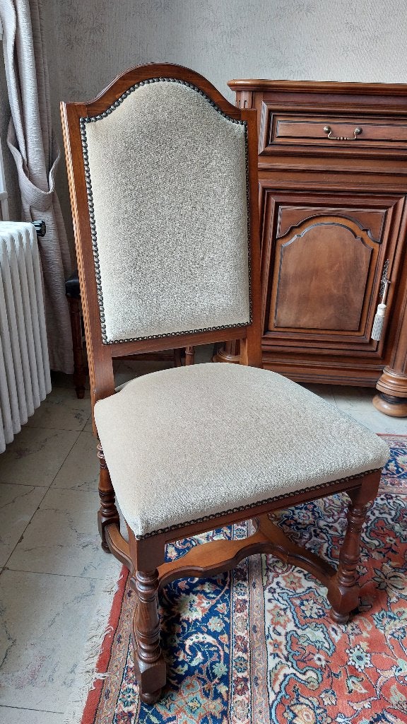 Stoelen in Franse notelaar, Ophalen, Gebruikt, Vijf, Zes of meer stoelen