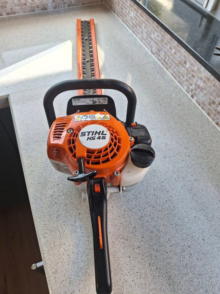 Taille-haie STIHL HS45 60 CM, Enlèvement ou Envoi, Comme neuf, Essence, STILL