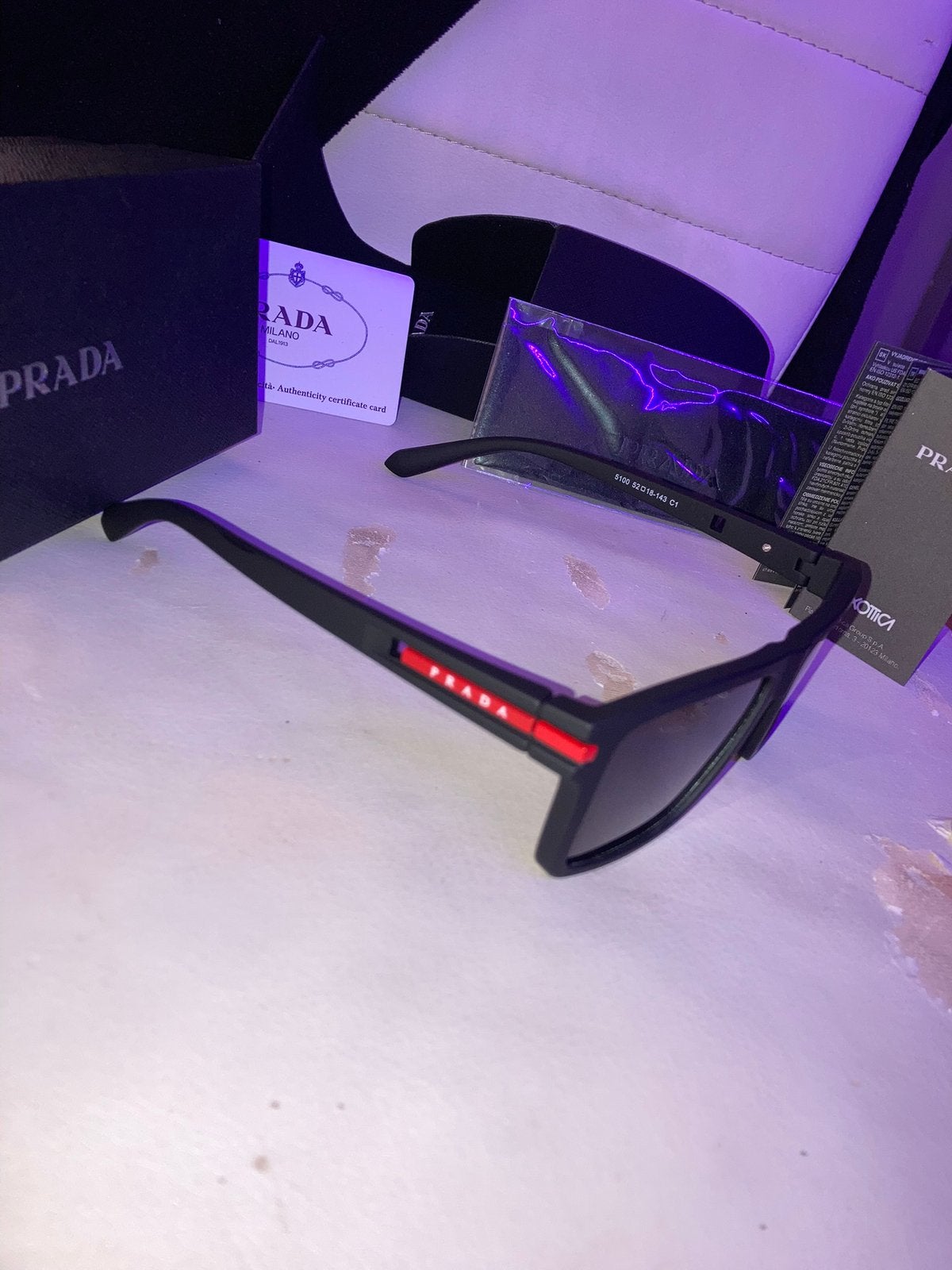 Prada bril, Handtassen en Accessoires, Ophalen of Verzenden, Zo goed als nieuw, Zwart, Bril