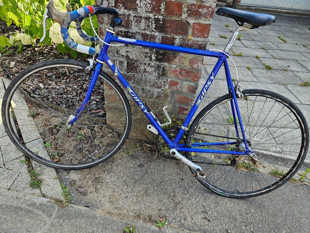 Vélo de route vintage de marque Gipsy, Vélos & Vélomoteurs, Autres marques, 10 à 15 vitesses, Frein sur jante, 57 à 61 cm