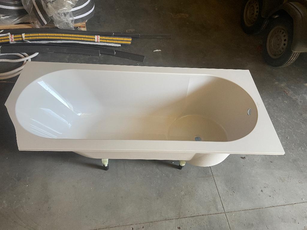 Bad 170cm x 75cm, Huis en Inrichting, Badkamer | Badkamermeubels, Nieuw, Overige typen, Minder dan 100 cm, 50 tot 100 cm, Ophalen