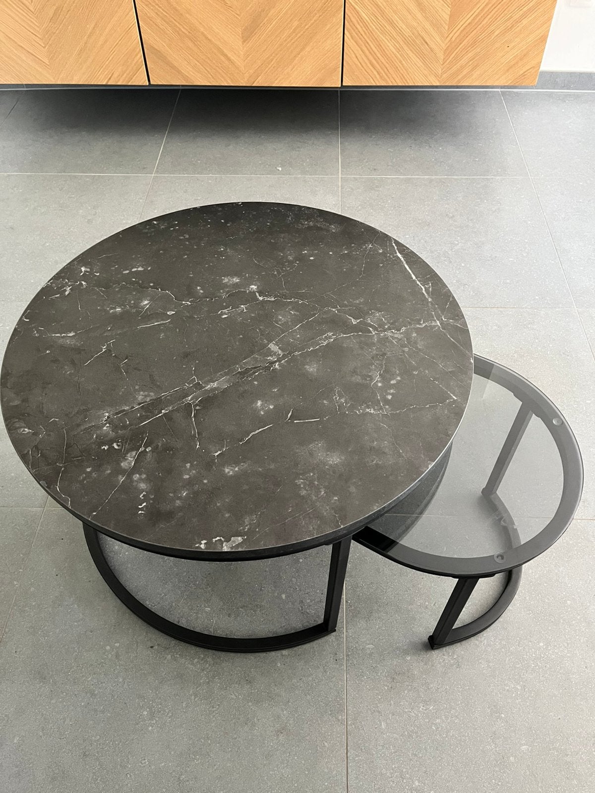 Salontafel 2-delig marmerlook en glas, Huis en Inrichting, Tafels | Salontafels, Ophalen, Zo goed als nieuw, Glas
