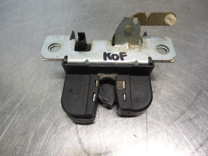Slotmechaniek Achterklep van een Volkswagen Polo (Polo 01-), Gebruikt, -, Volkswagen, -
