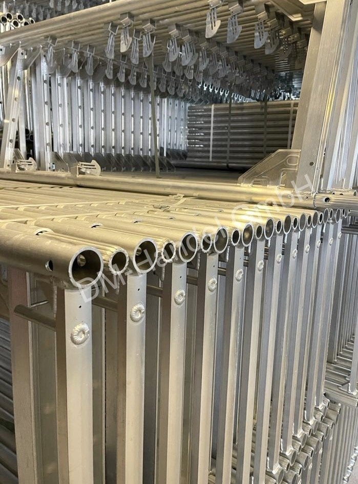 Échafaudage de façade en aluminium de 200 m² - complet, Bricolage & Construction, Échafaudage de façade, Enlèvement, Utilisé, 5 mètres de hauteur ou plus