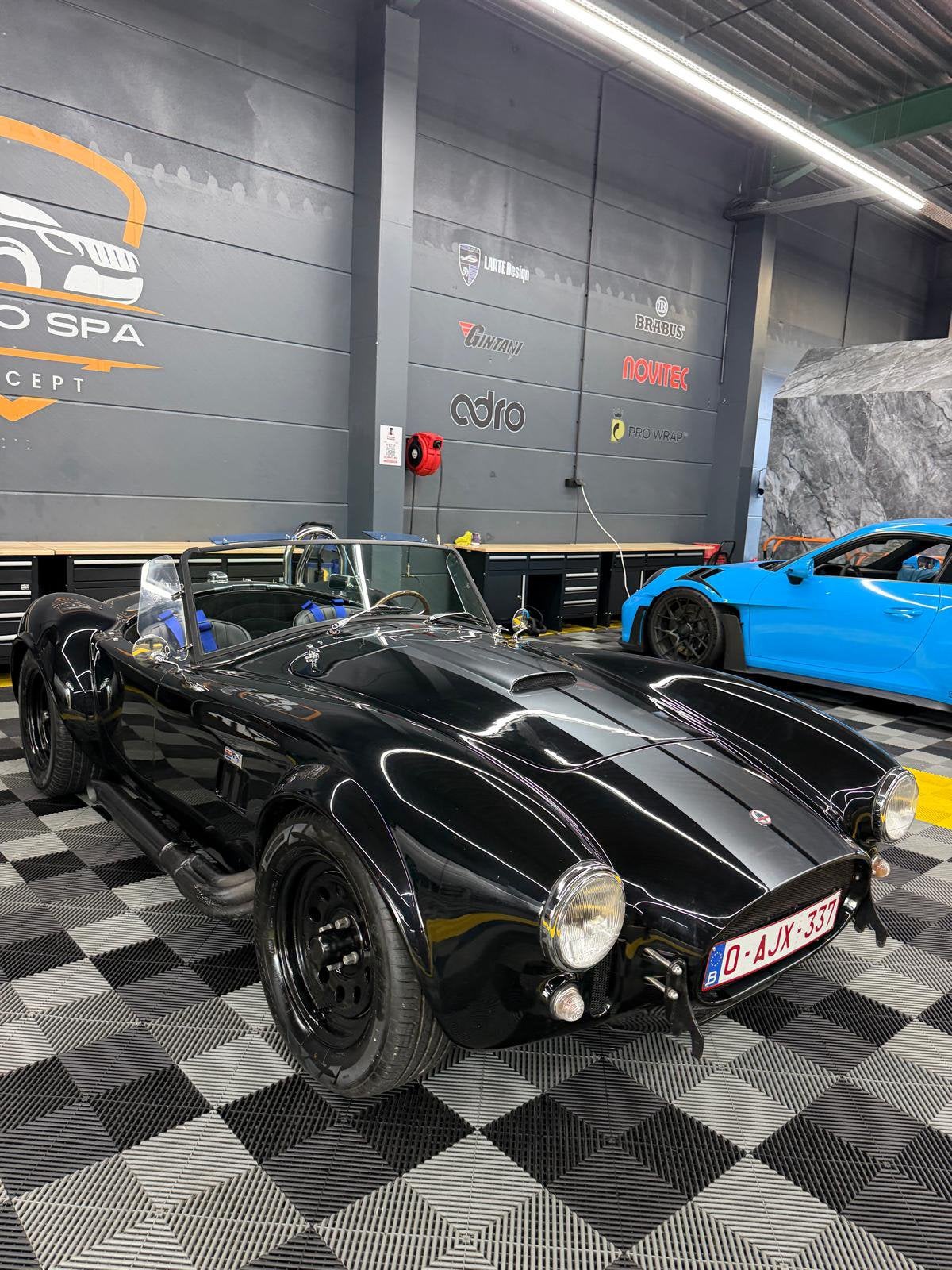 AC Cobra - Pilgrim Replica – Ford V6 – 1982 – Oldtimer belge, Autos, Cuir, Achat, 110 kW, 2 places