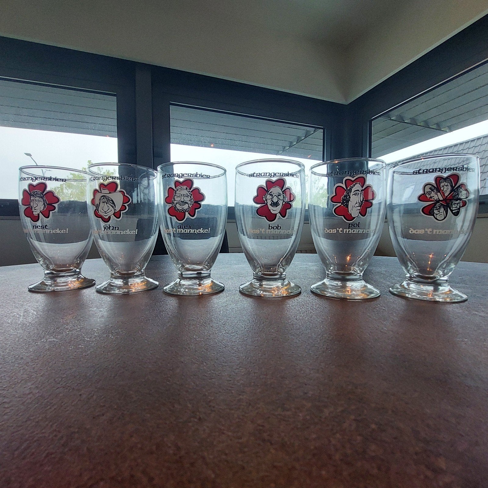 Collectie Bierglazen Van De Legendarische Groep De Strangers, Ophalen, Nieuw, Bierglas