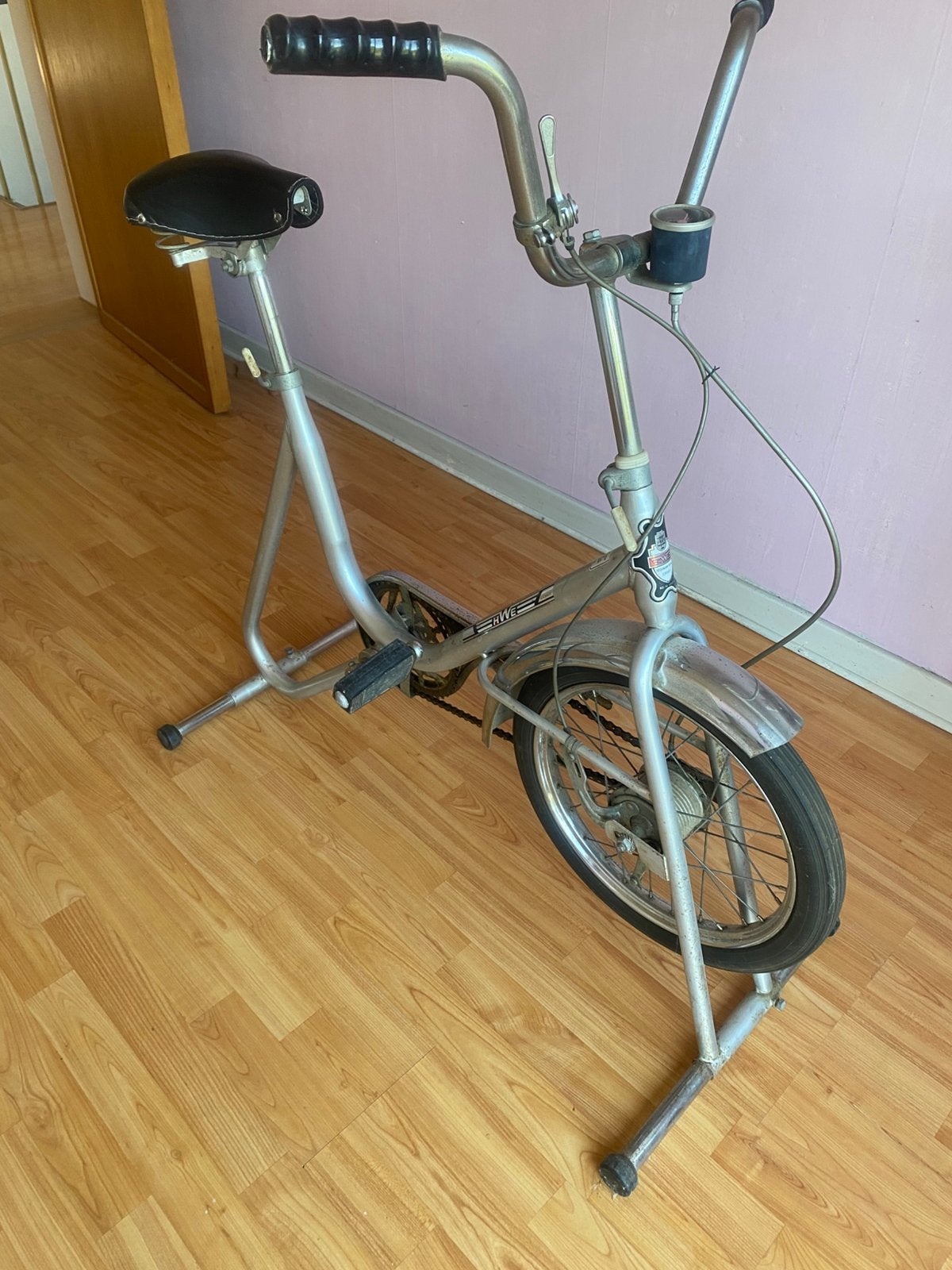 Home fiets trainer, Sport en Fitness, Ophalen, Gebruikt, Metaal, Benen