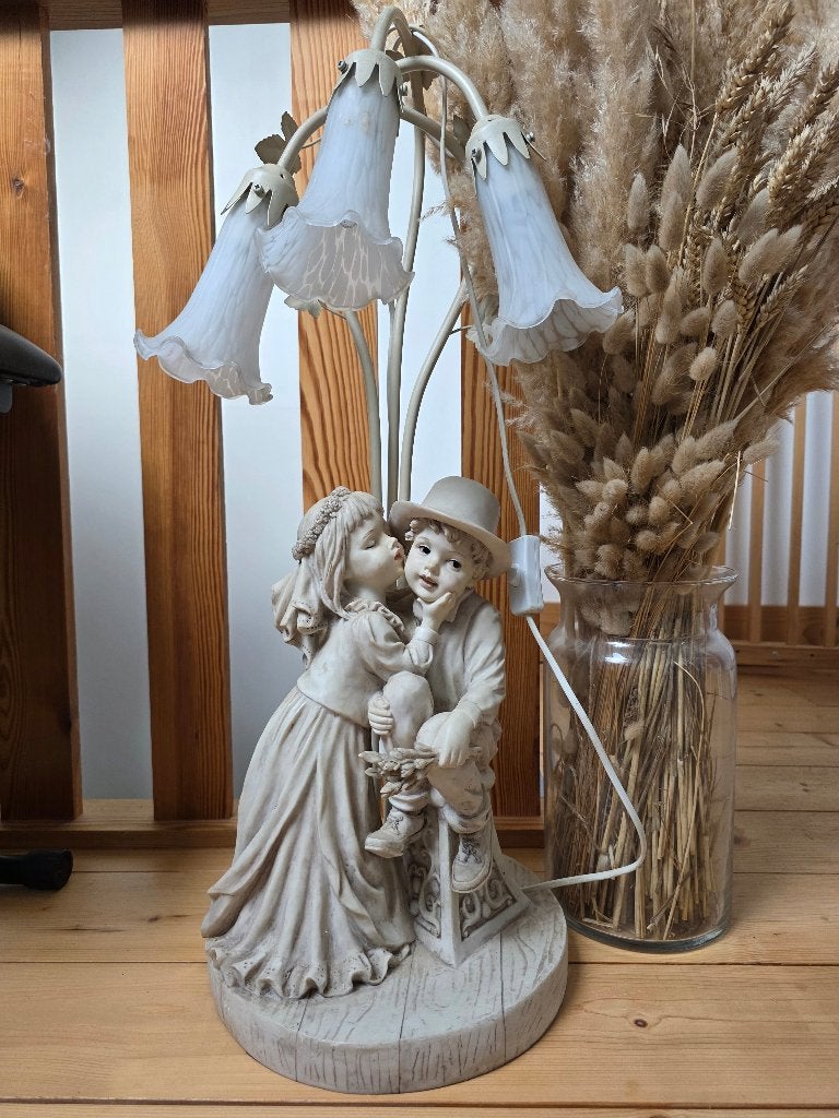Lampe vintage a poser ceramique couple d'enfants, Antiquités & Art, Enlèvement