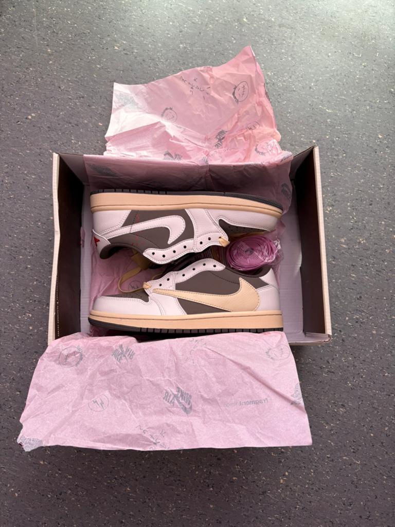 Travis scott nike, Neuf, Enlèvement ou Envoi, Autres couleurs, Baskets