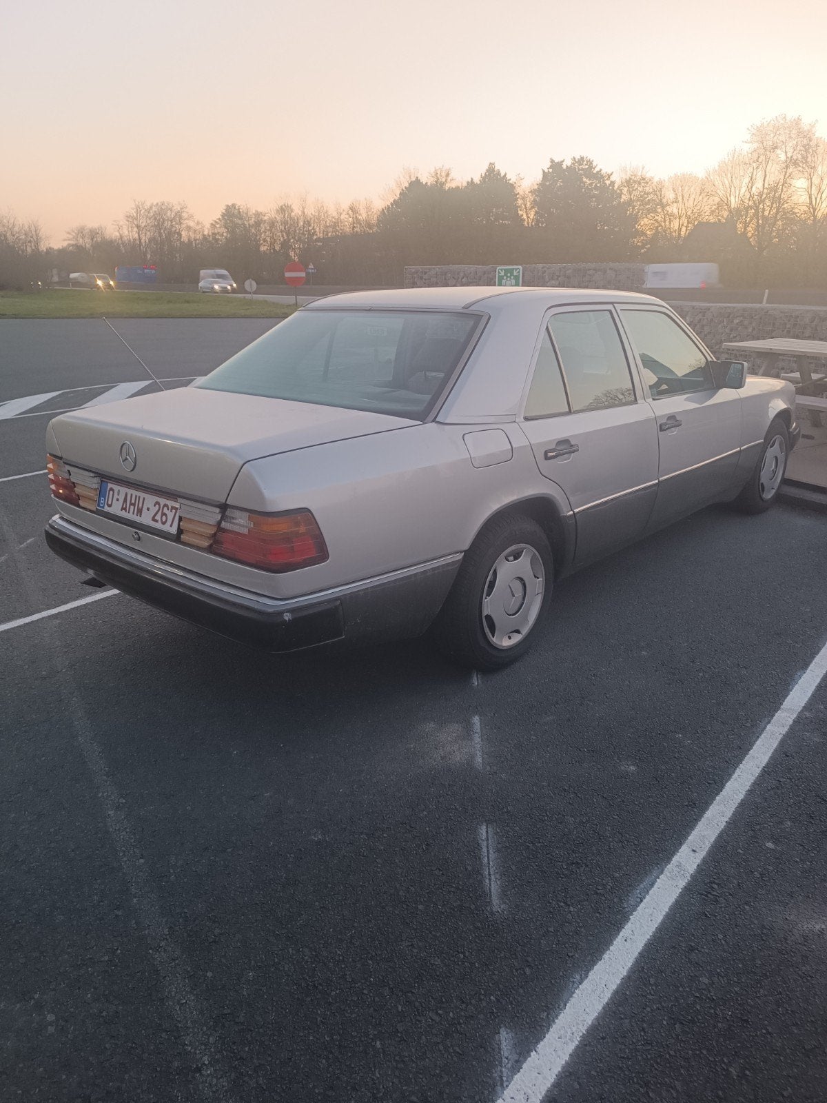 Mercedes 124 E clase, foto 3