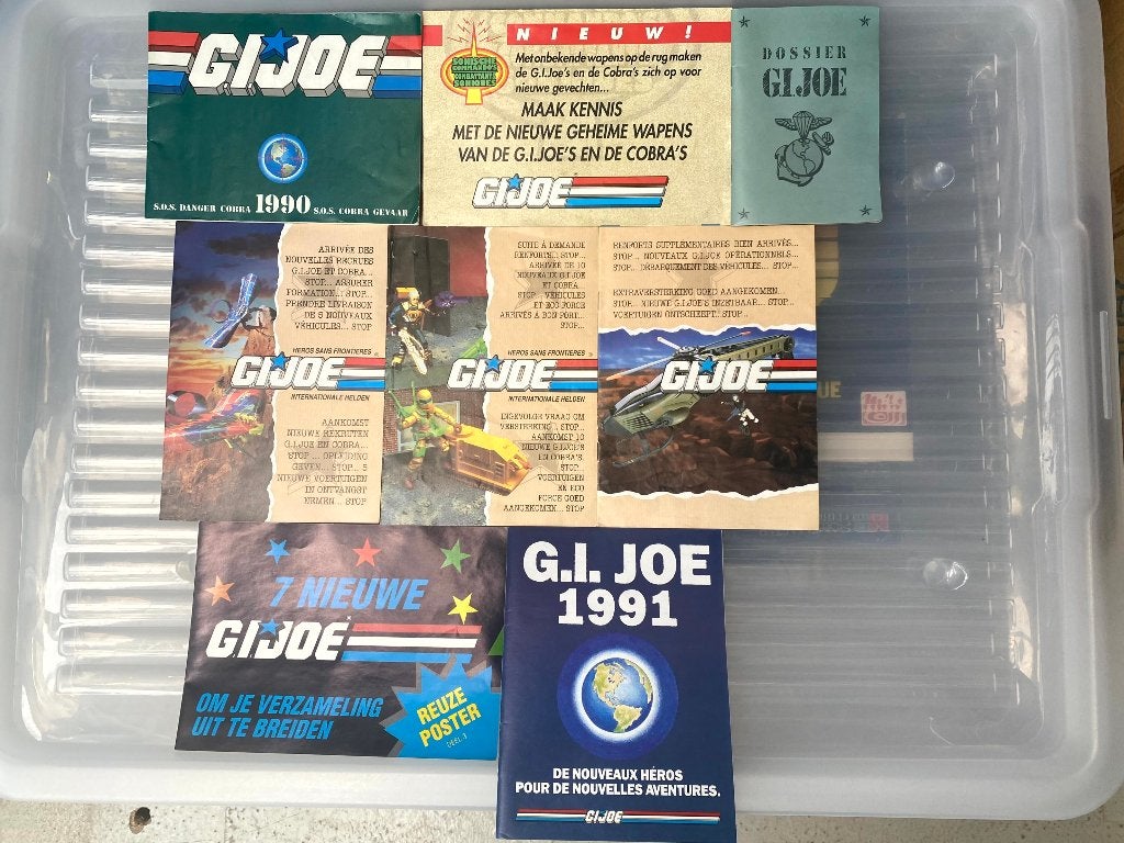 Lot vintage G.I. Joe catalogi 1990 1991 Zeldzaam, Ophalen, Zo goed als nieuw