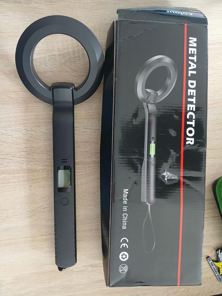 Metaaldetector, Ophalen